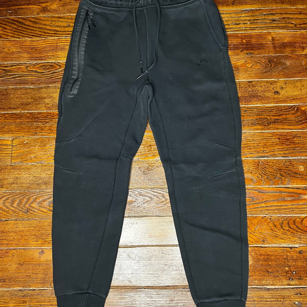Nike tech Men's Black Sweatpants